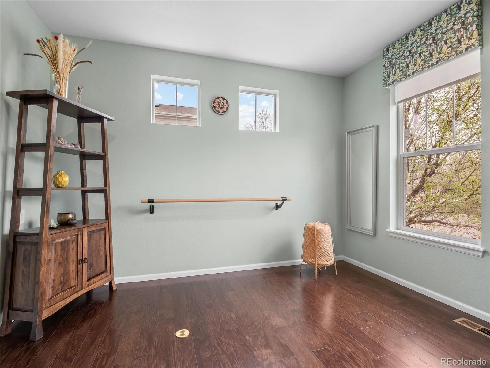 3033 Tamarac Street Denver CO 80238 MLS #REC2743606 06092026015206 1600 11