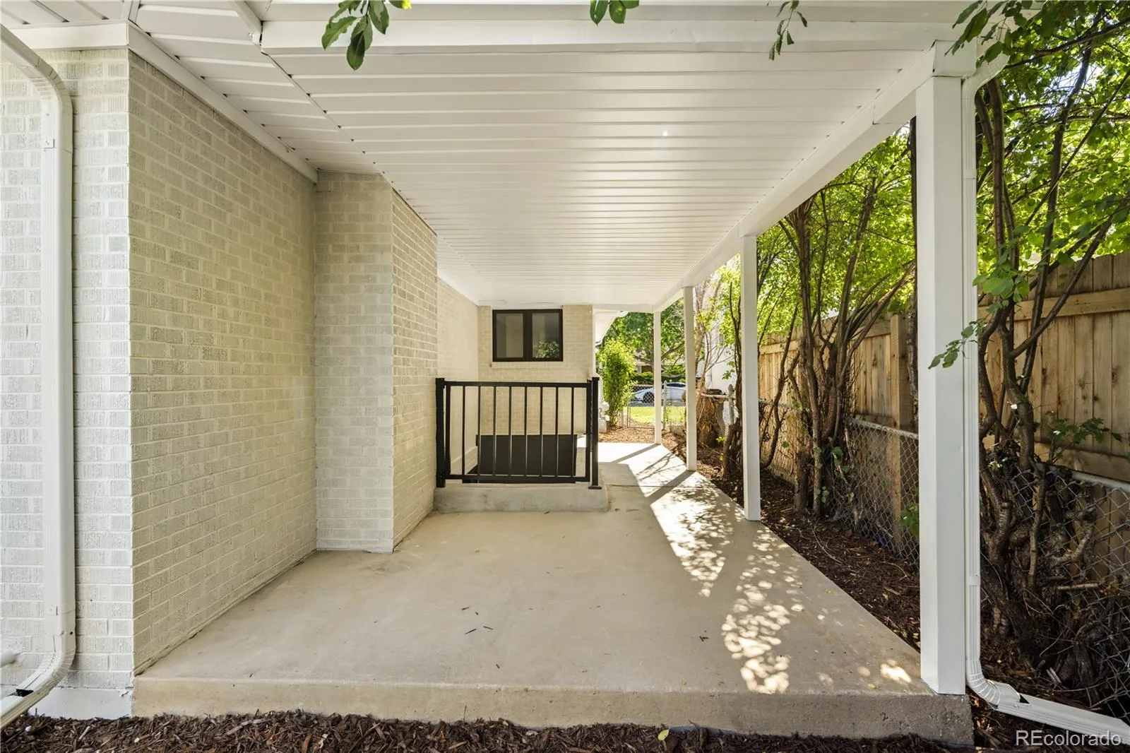 729 S Hudson Street Denver CO 80246 | MLS #REC2743637 08192026232734 1600 40