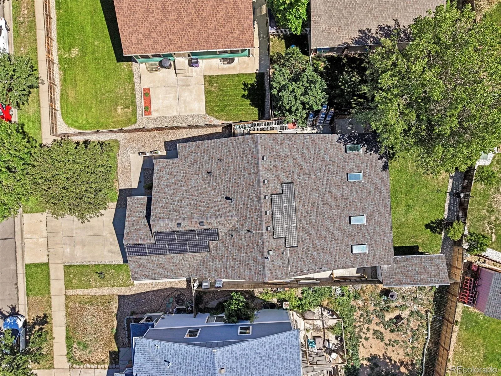 5564 Laredo Street Denver CO 80239 | MLS #REC2743760 06262026040818 1600 35