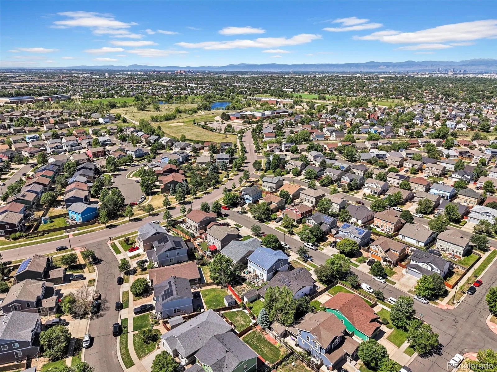5564 Laredo Street Denver CO 80239 | MLS #REC2743760 06262026040818 1600 38