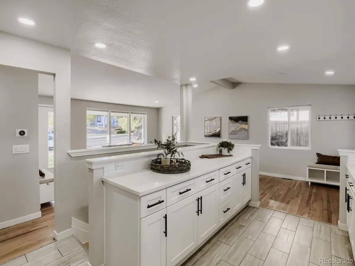 04162026225028 1200 12