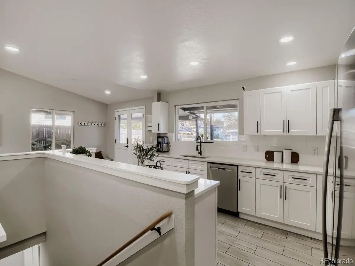 04162026225028 1200 13