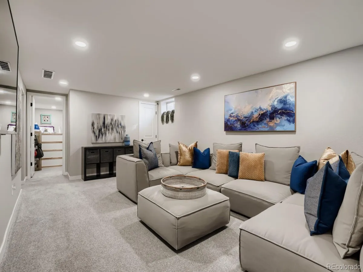 04162026225028 1200 23