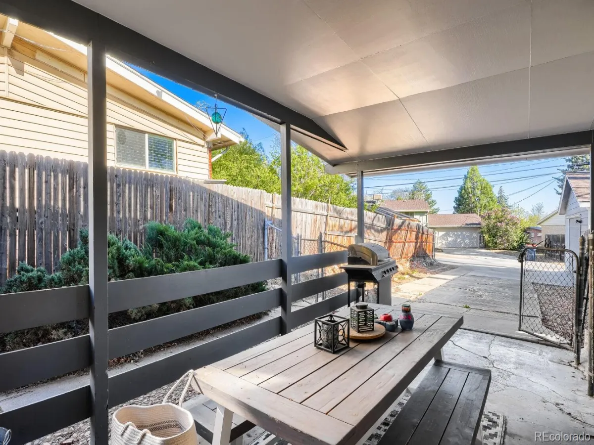 04162026225028 1200 34