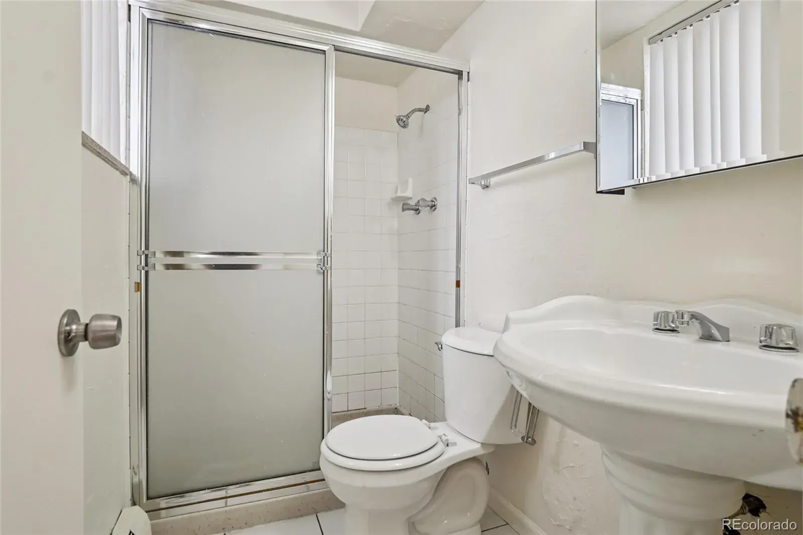 1050 N Lafayette Street #108 Denver CO 80218 MLS #REC2746970 01132026005403 1600 14