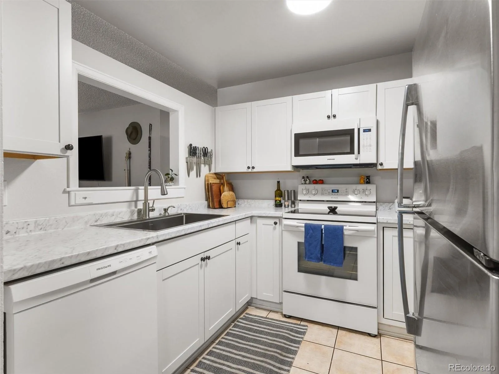 8910 Fox Drive #9 Denver CO 80260 | MLS #REC2747119 08222026195021 1600 5