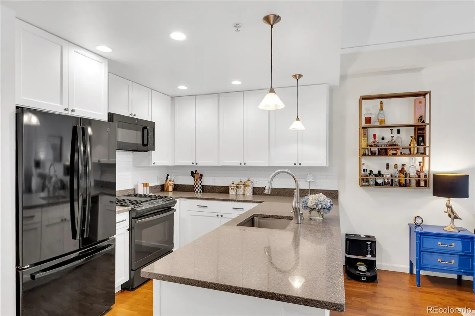 1975 N Grant Street #325 Denver CO 80203 MLS #REC2750146 01242026004933 1600 1