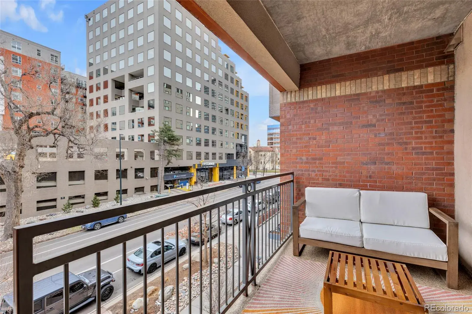 1975 N Grant Street #325 Denver CO 80203 MLS #REC2750146 01242026004933 1600 19