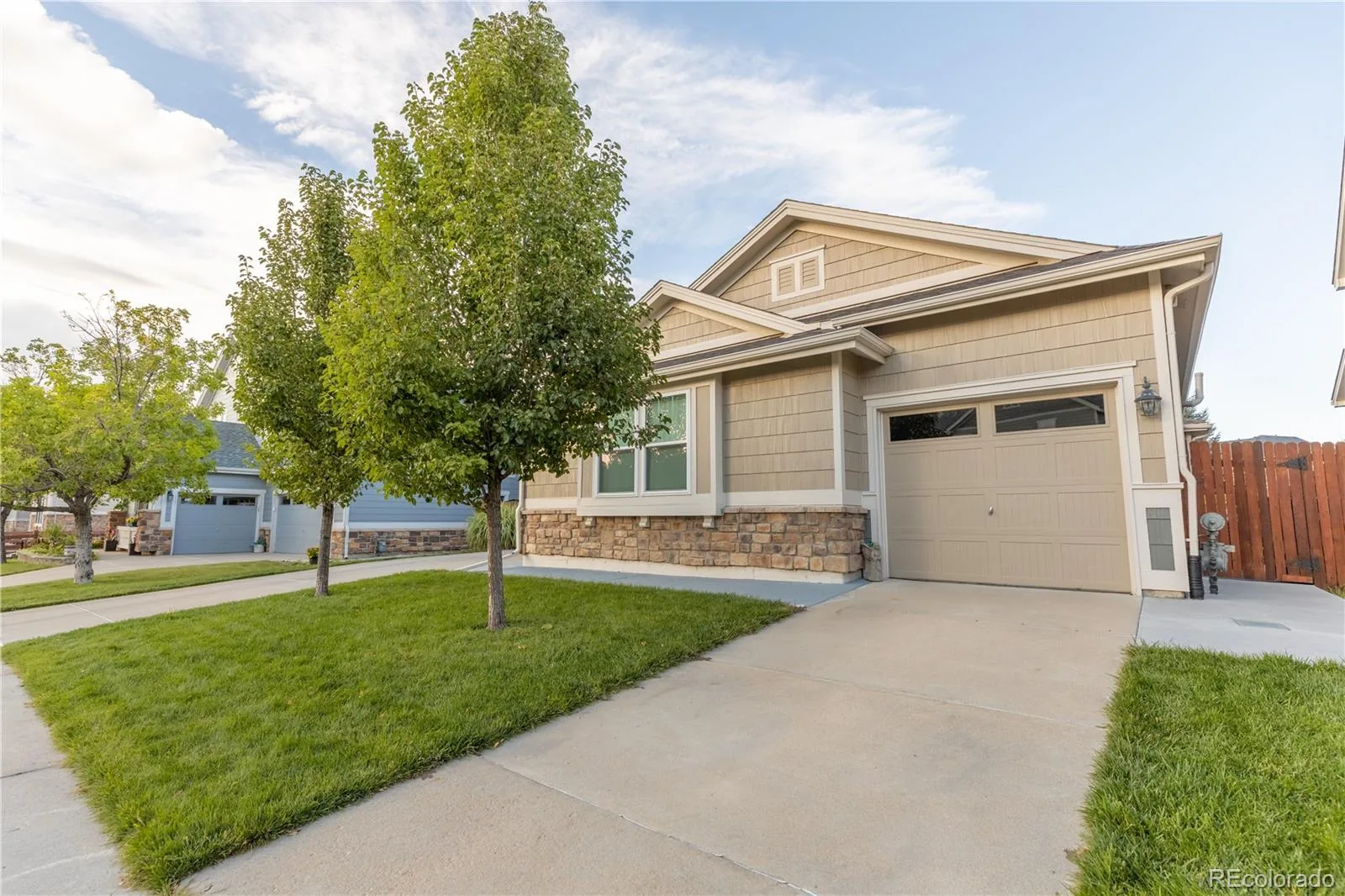 4056 S Liverpool Way Aurora CO 80013 | MLS #REC2750329 09212026193153 1600 1