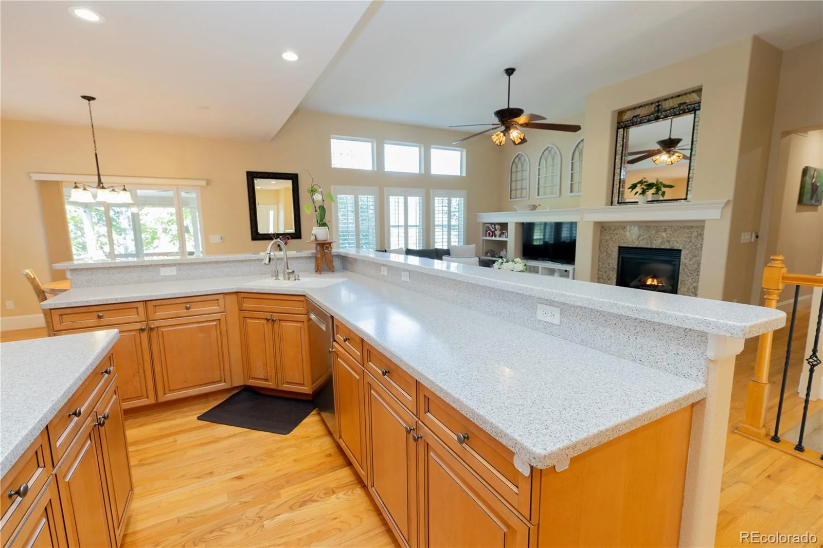 4056 S Liverpool Way Aurora CO 80013 | MLS #REC2750329 09212026193153 1600 12