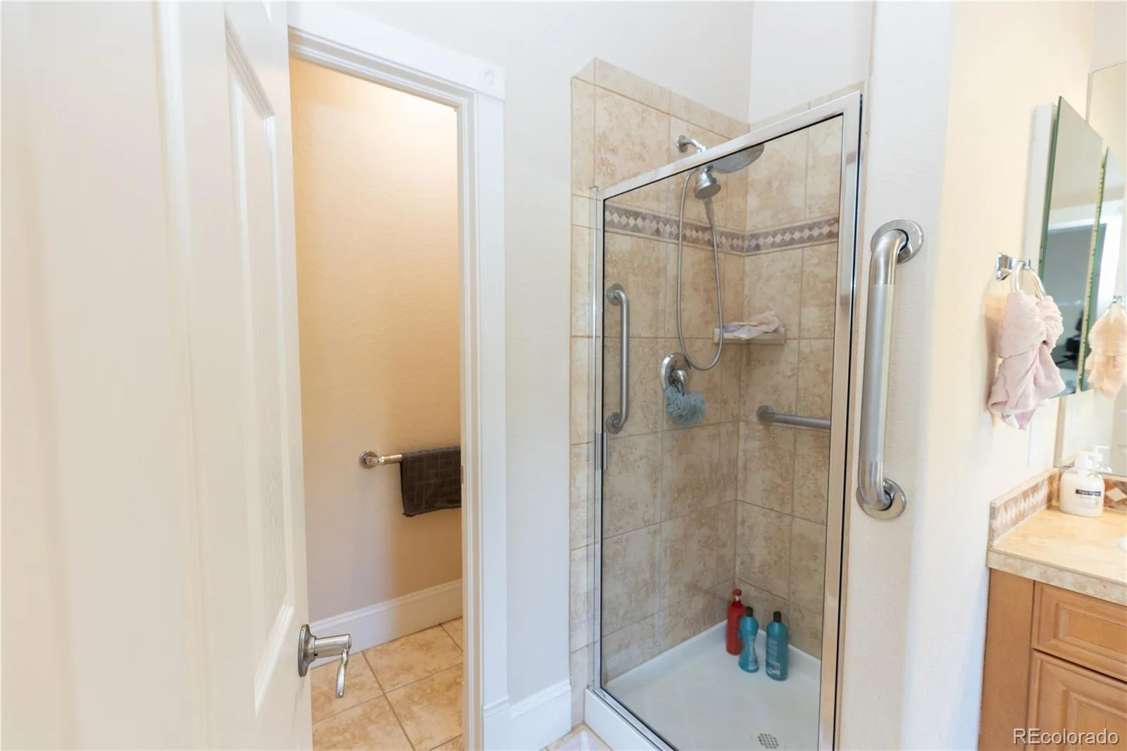 4056 S Liverpool Way Aurora CO 80013 | MLS #REC2750329 09212026193153 1600 20