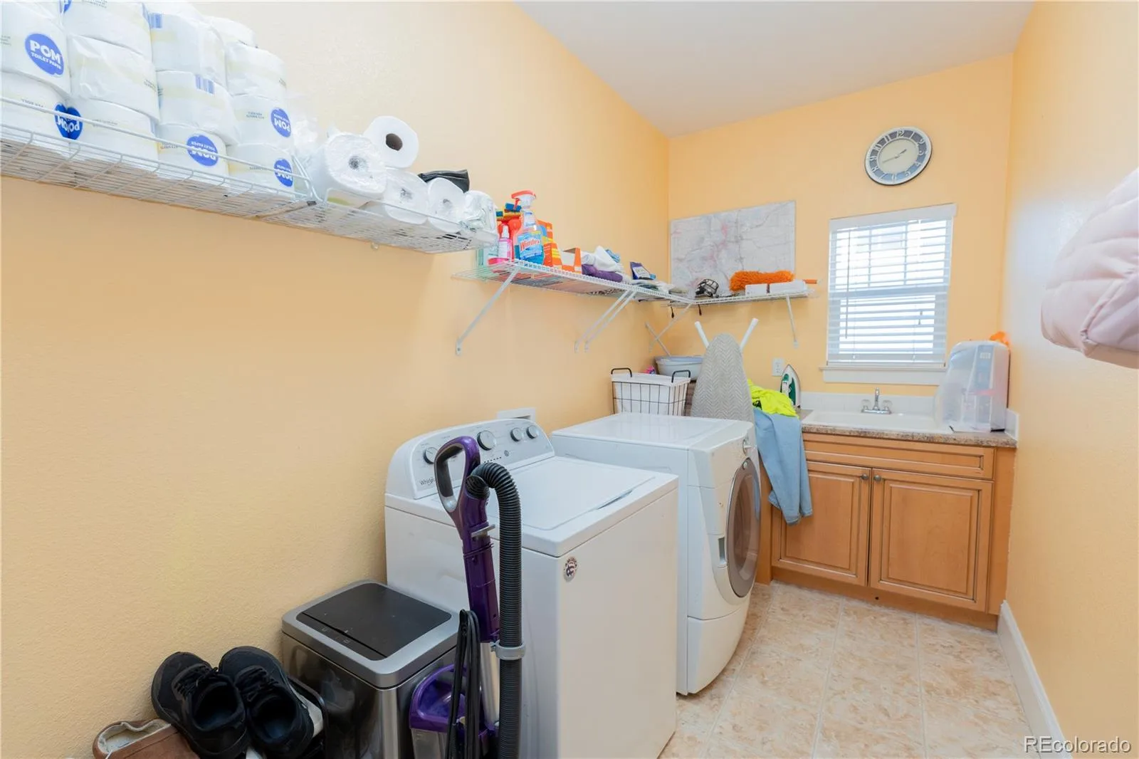4056 S Liverpool Way Aurora CO 80013 | MLS #REC2750329 09212026193153 1600 26