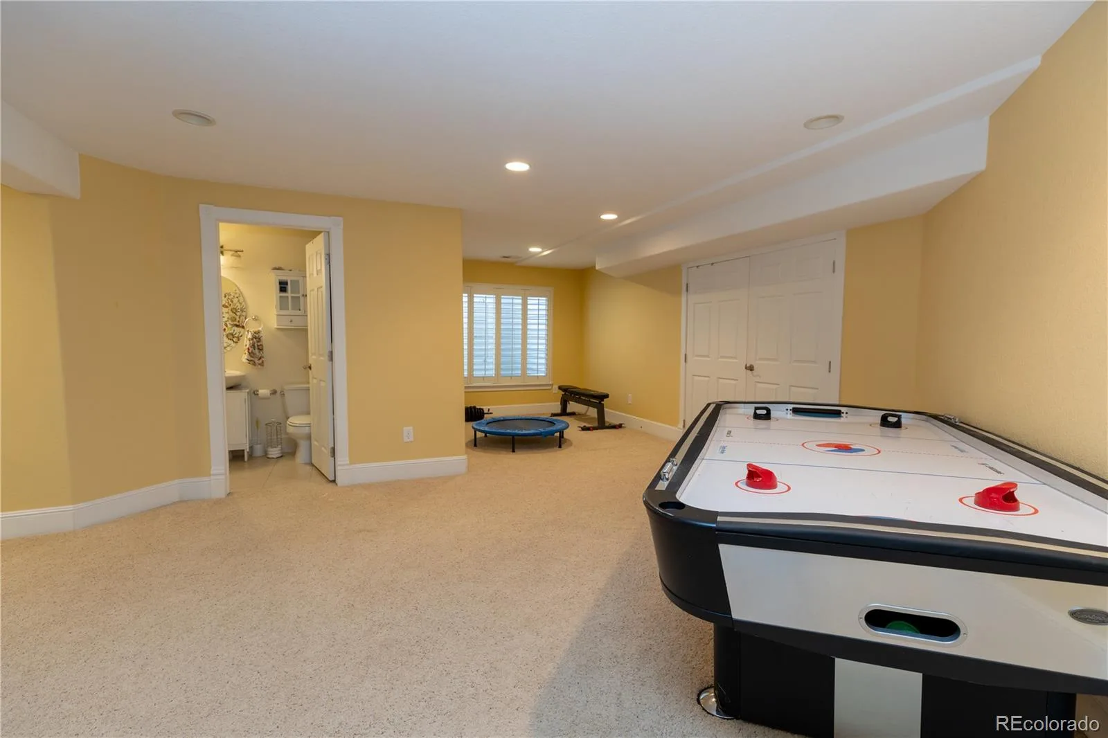 4056 S Liverpool Way Aurora CO 80013 | MLS #REC2750329 09212026193153 1600 30