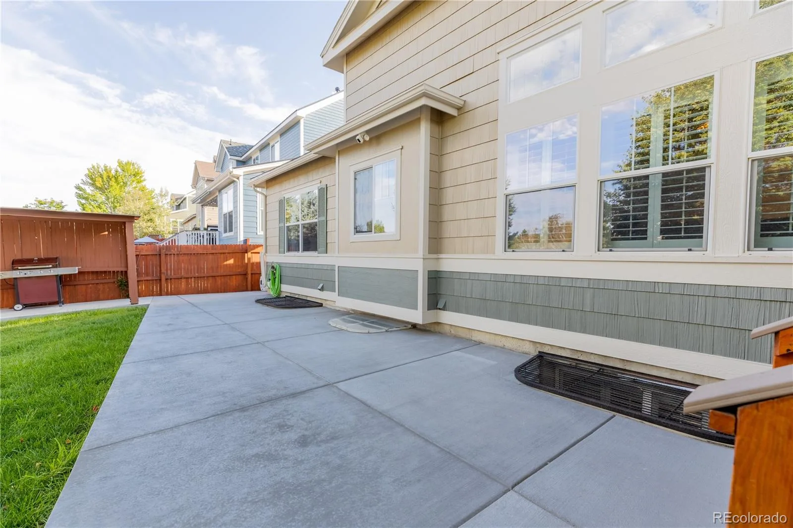 4056 S Liverpool Way Aurora CO 80013 | MLS #REC2750329 09212026193153 1600 37