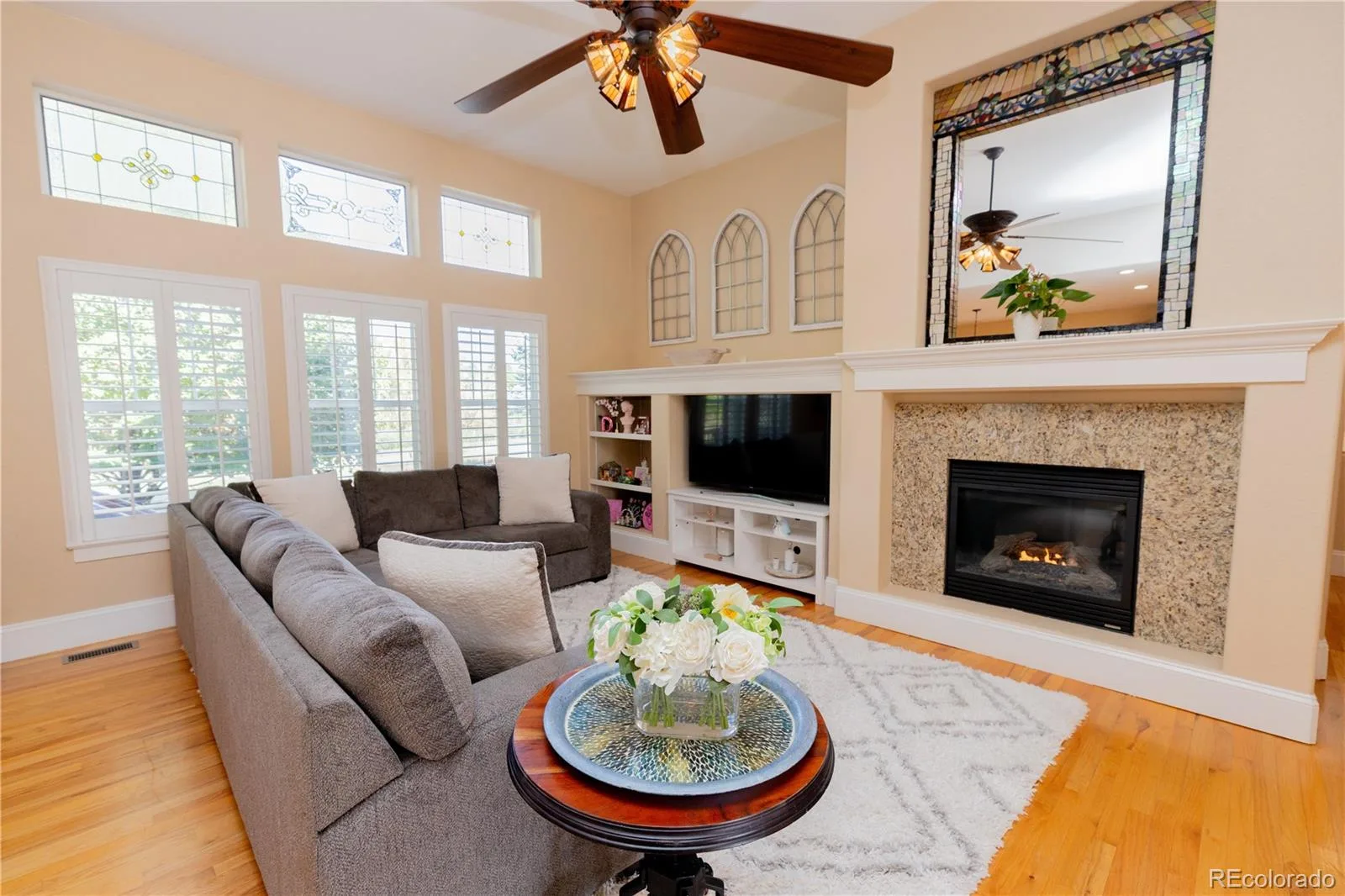 4056 S Liverpool Way Aurora CO 80013 | MLS #REC2750329 09212026193153 1600 5