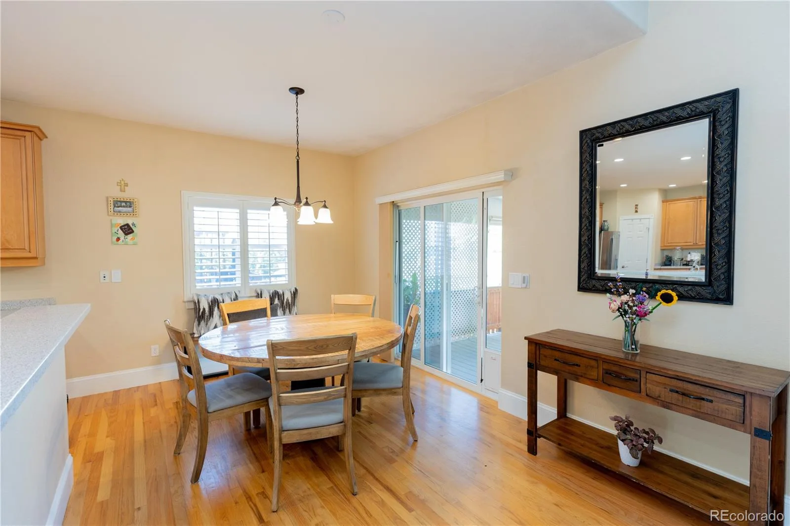 4056 S Liverpool Way Aurora CO 80013 | MLS #REC2750329 09212026193153 1600 9