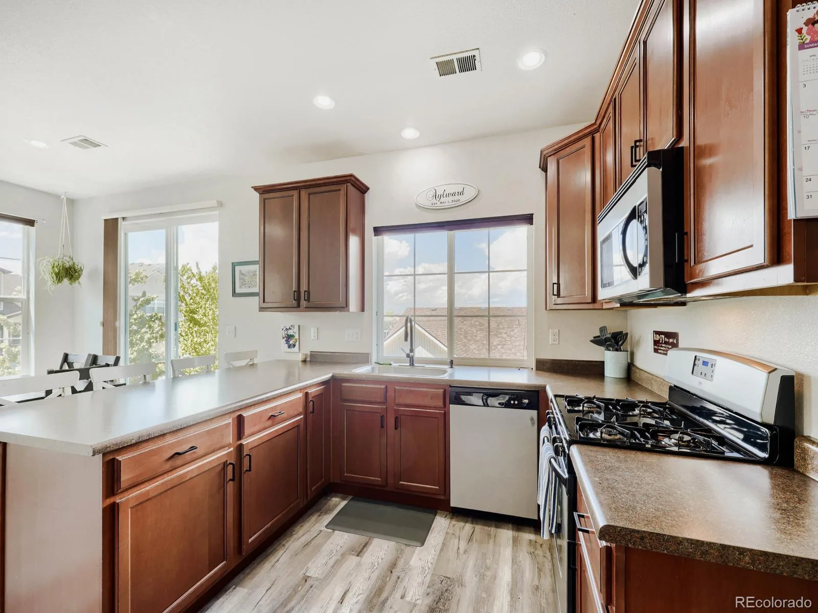2094 Coach House Loop Castle Rock CO 80109 | MLS #REC2750813 06082026233149 1600 8