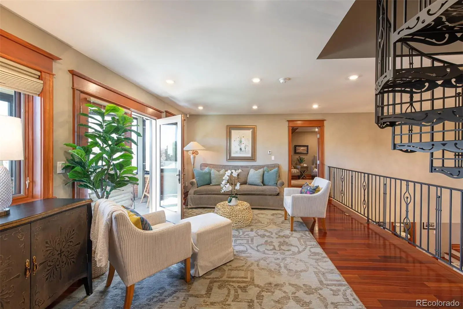 09082025185333 1600 14