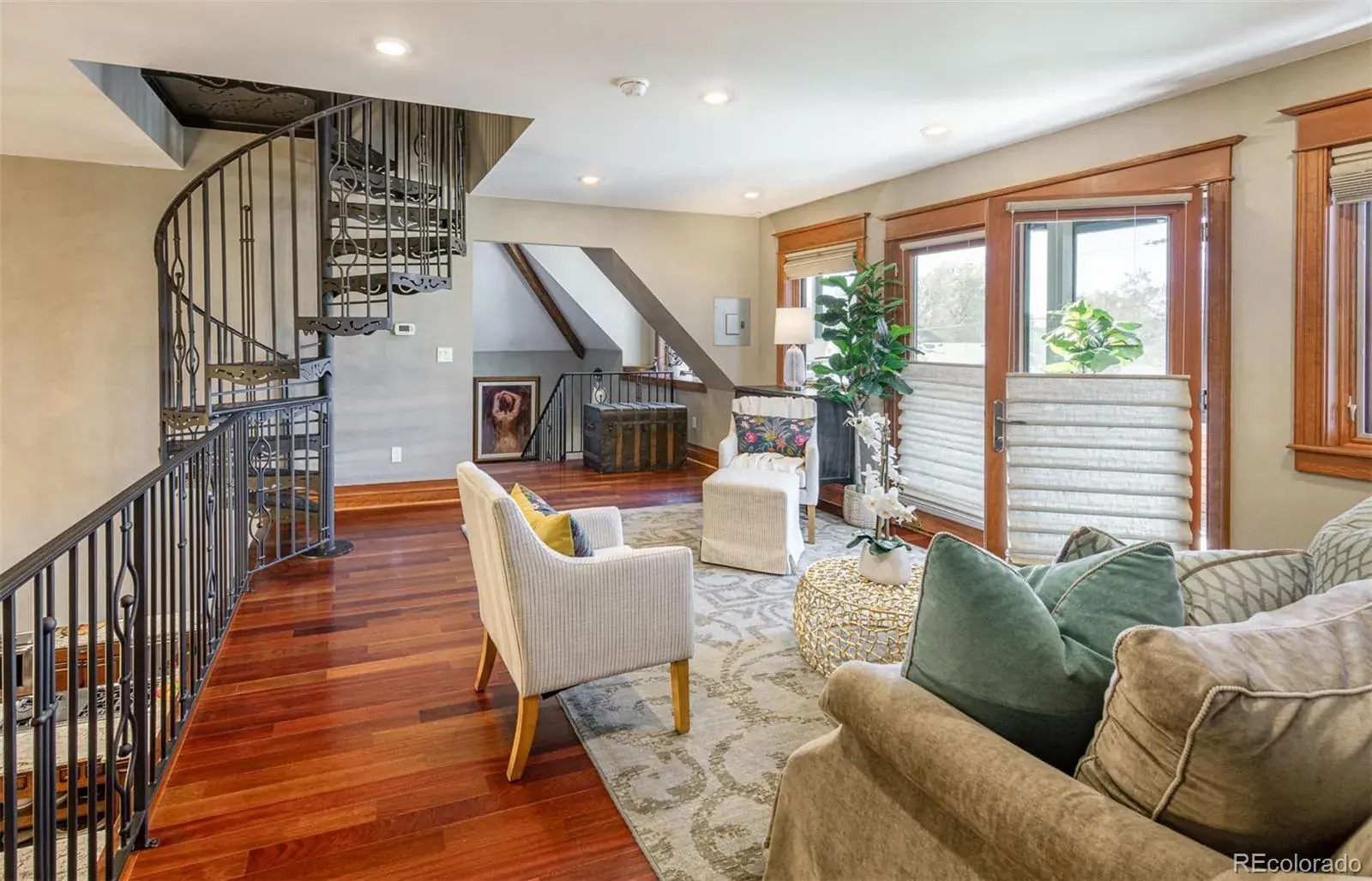 09082025185333 1600 15