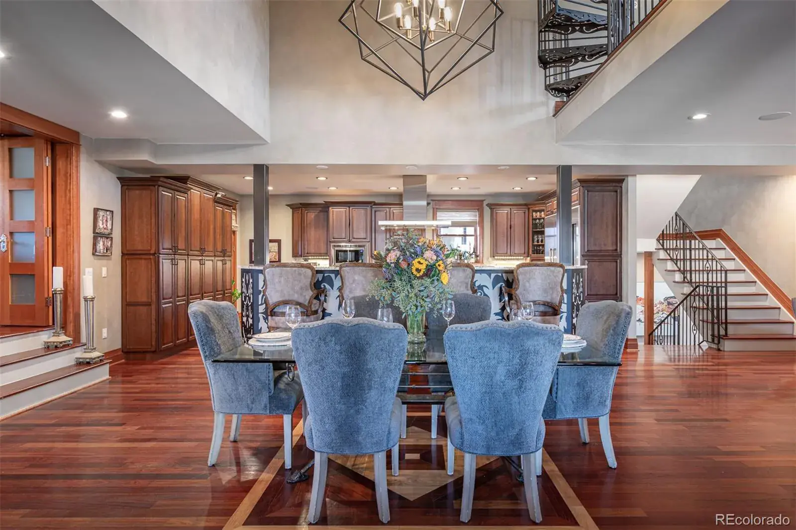 09082025185333 1600 7