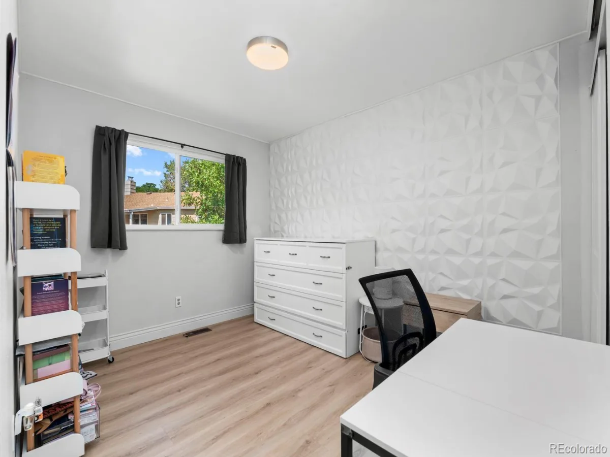 2477 S Mobile Street Aurora CO 80013 | MLS #REC2752791 08042026164934 1200 18