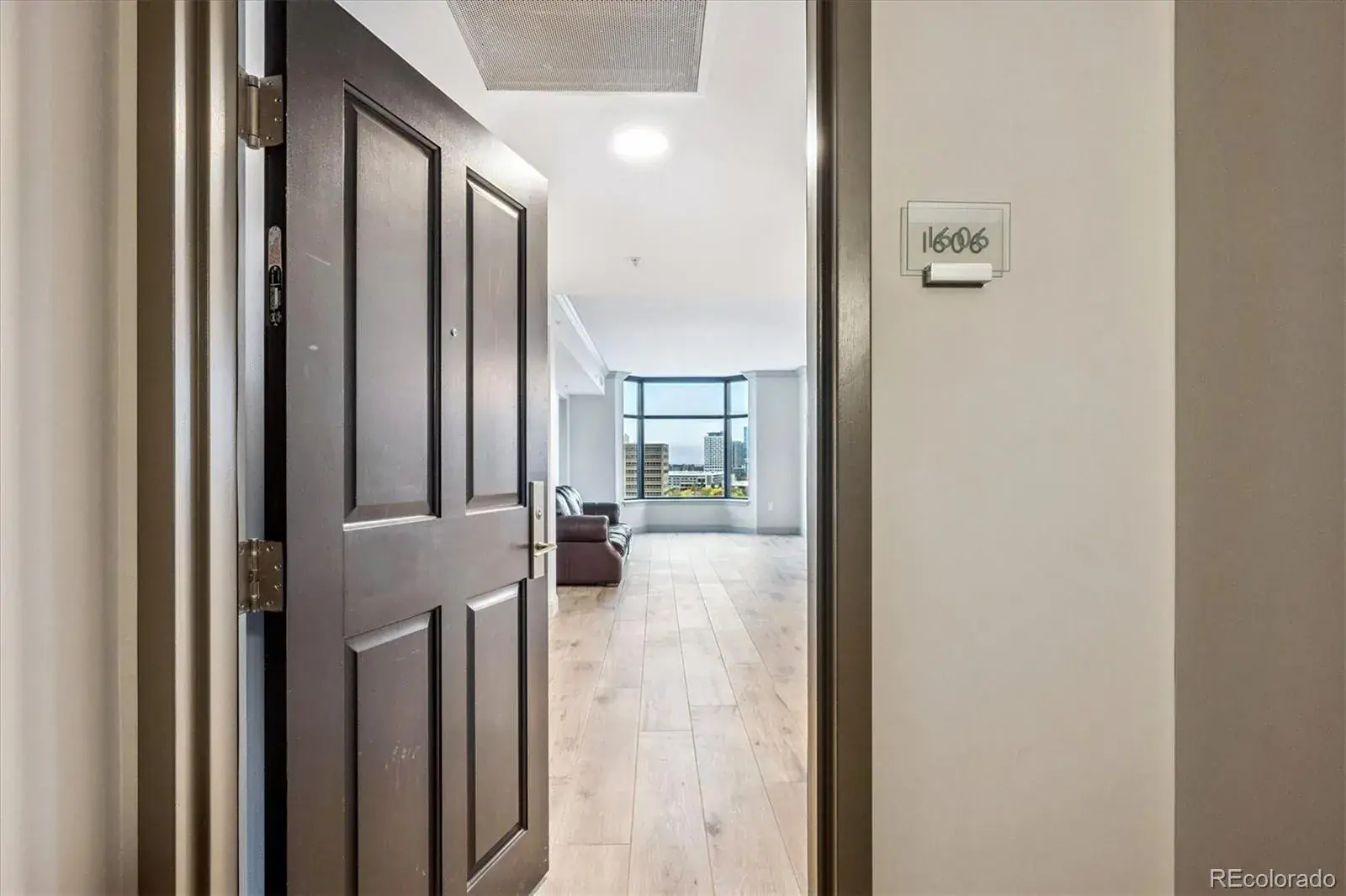 11222025011207 1600 0