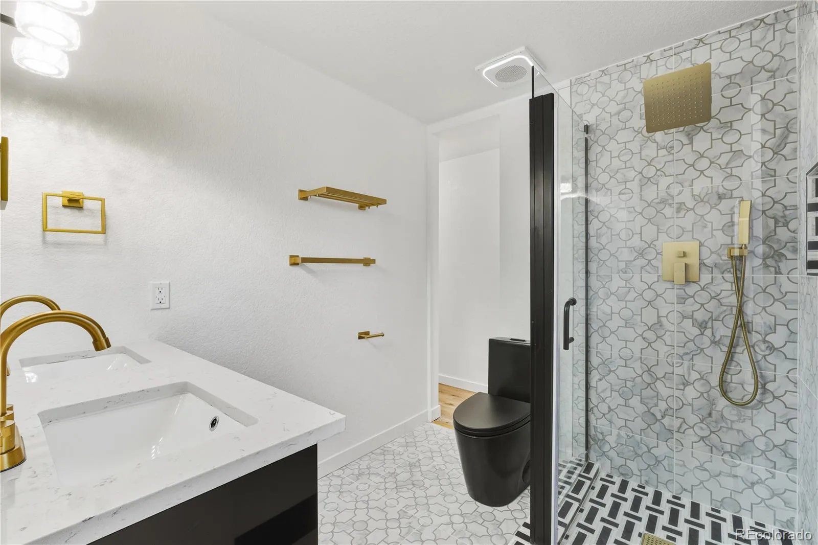1080 S Garrison Street Lakewood CO 80226 | MLS #REC2755931 10022026215933 1600 8