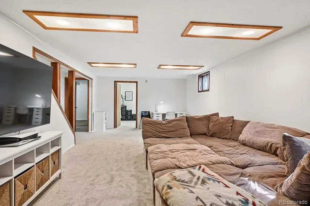 03312026193341 1024 17