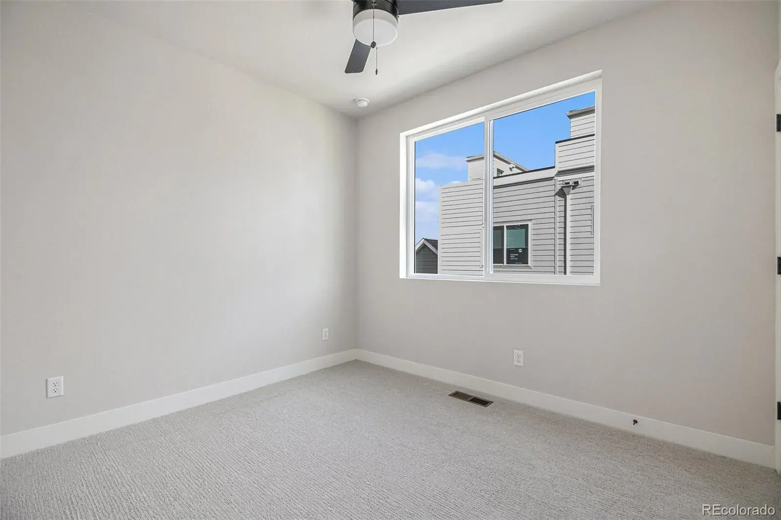 01062026010339 1600 20