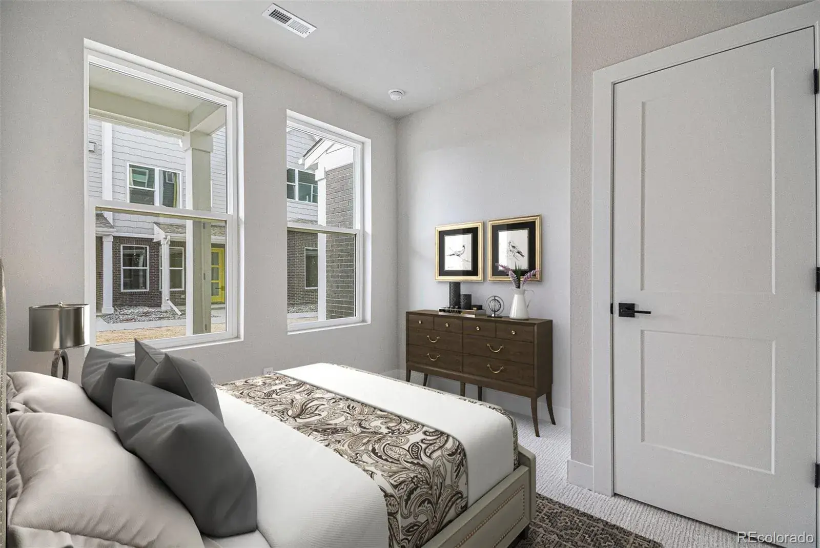 01062026010339 1600 22