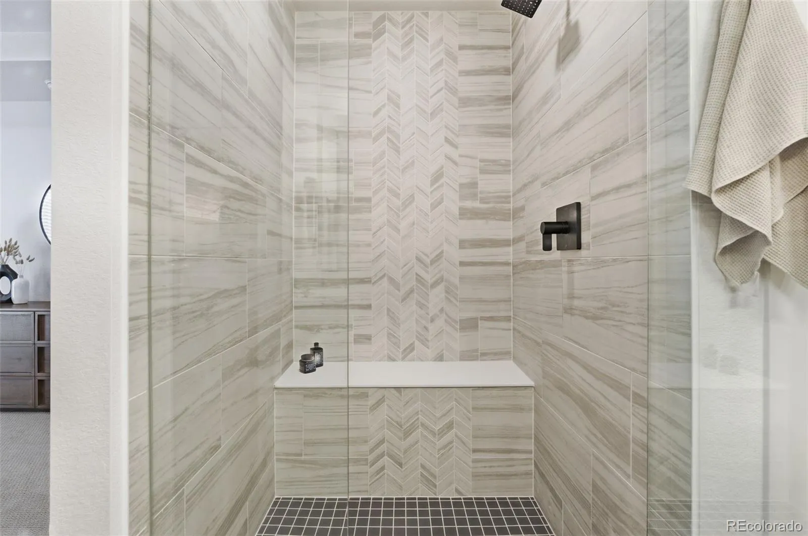 04092026213717 1600 17