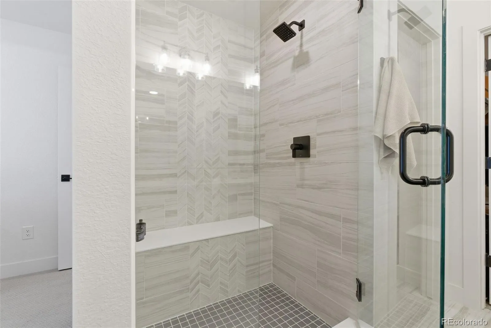 04092026213717 1600 18