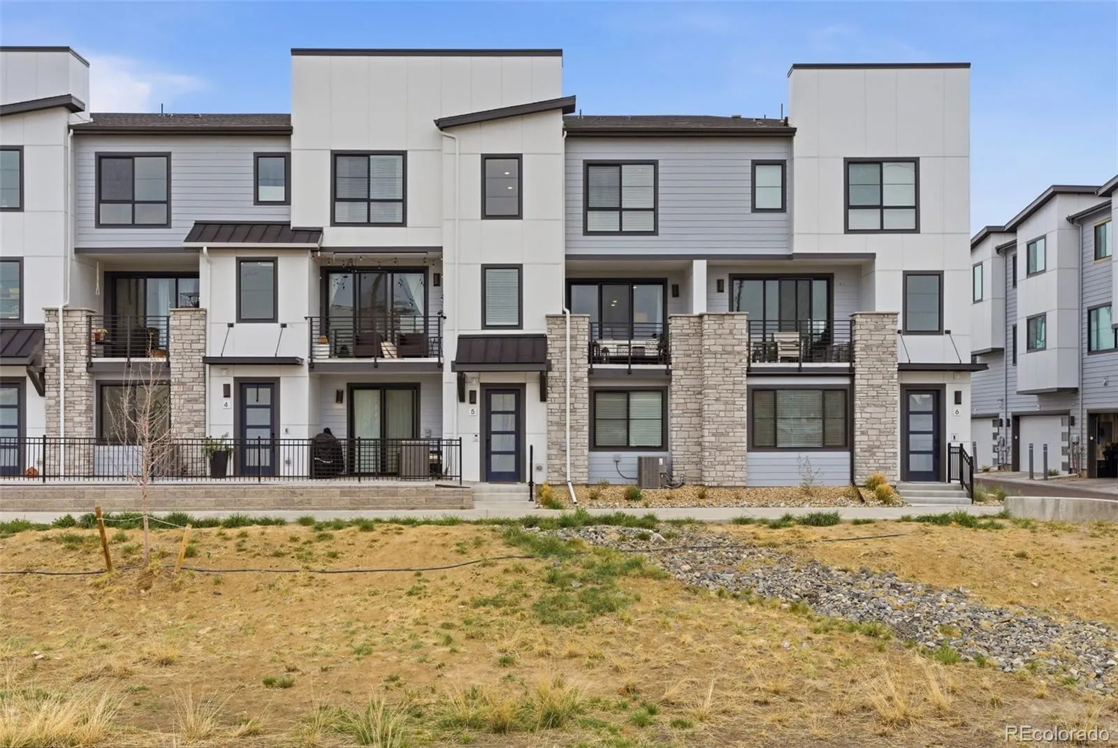 04092026213717 1600 2