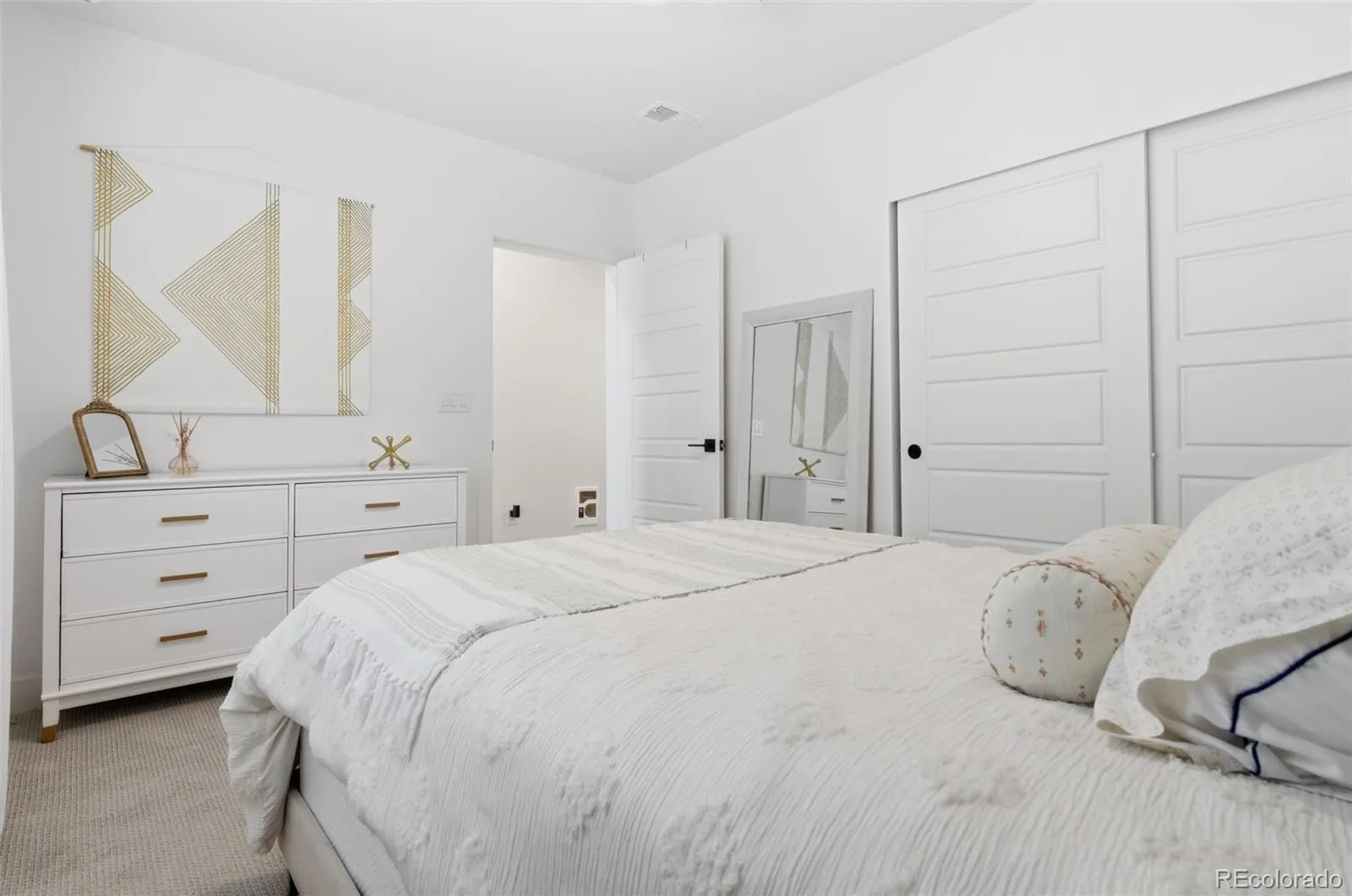 04092026213717 1600 27