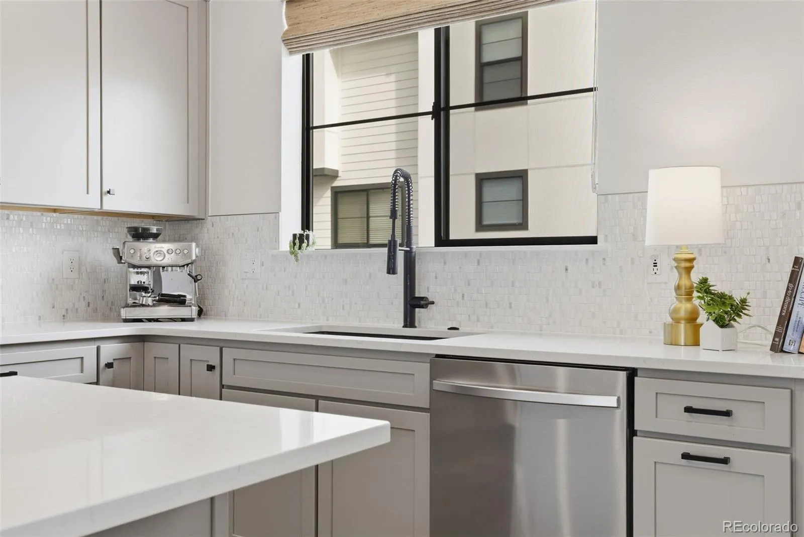 04092026213717 1600 31