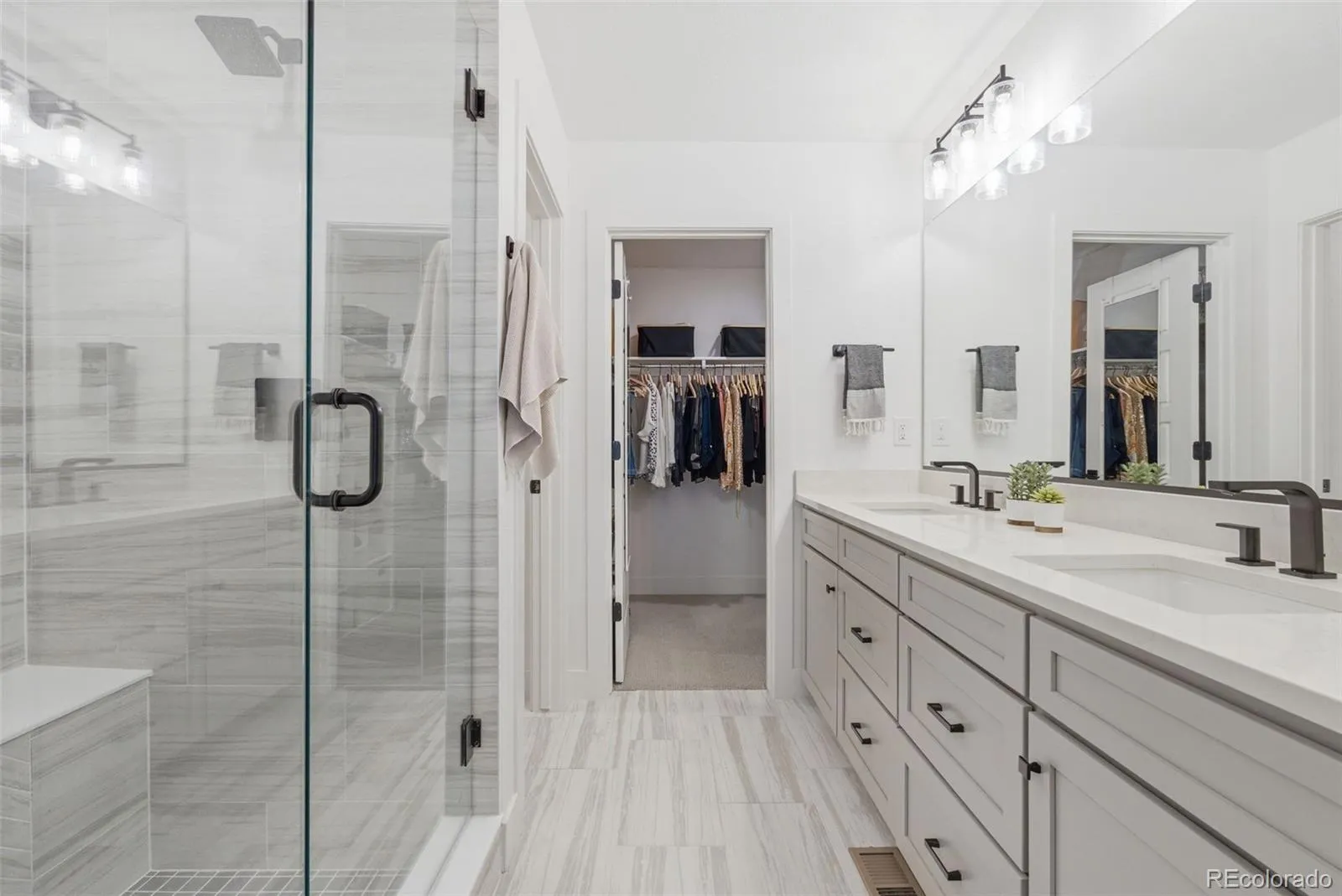 04092026213717 1600 4