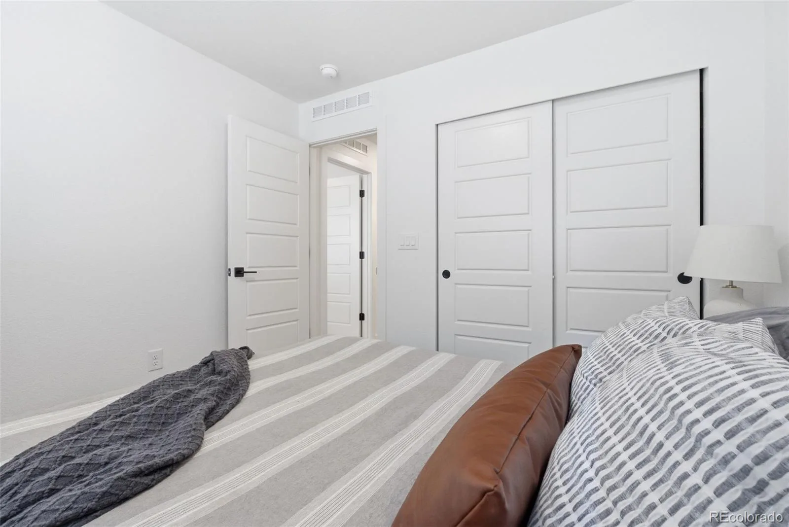 2048 S Holly Street #5 Denver CO 80222 | MLS #REC2758412 09232026085432 1600 13
