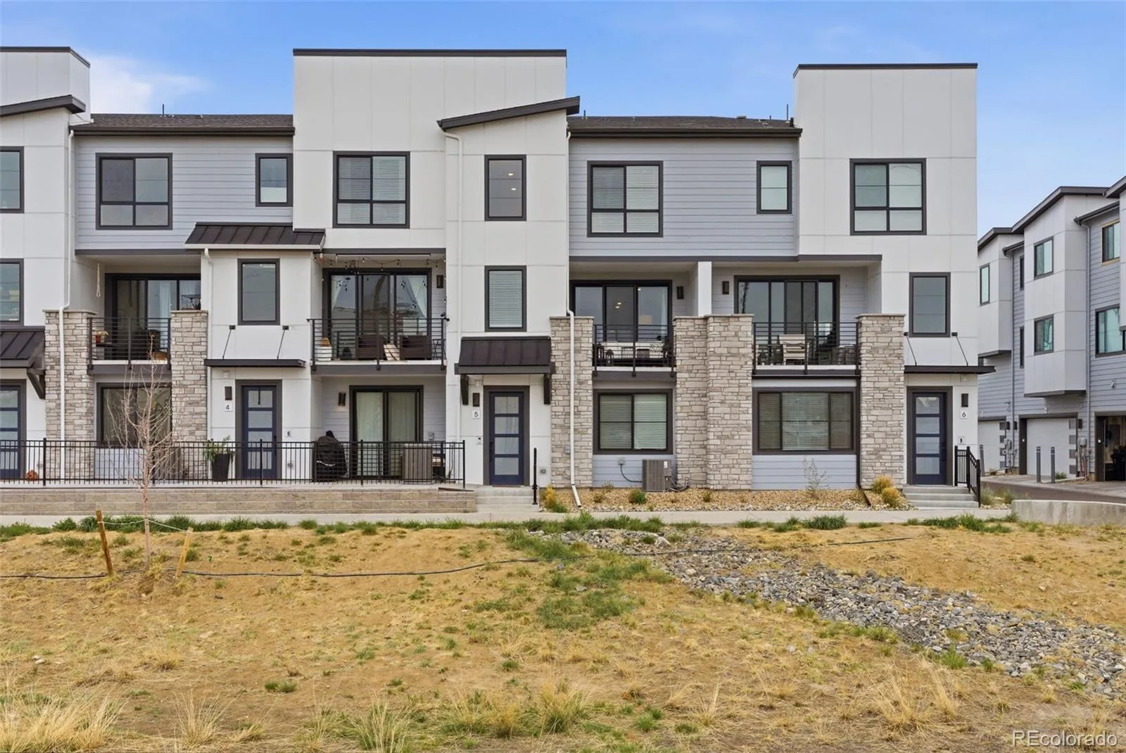 2048 S Holly Street #5 Denver CO 80222 | MLS #REC2758412 09232026085432 1600 2