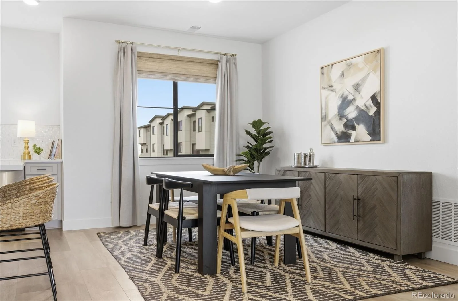 2048 S Holly Street #5 Denver CO 80222 | MLS #REC2758412 09232026085432 1600 29