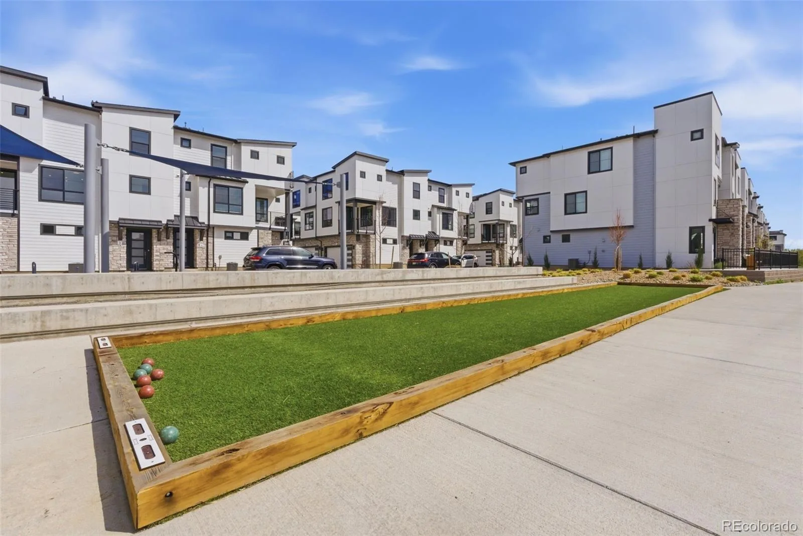 2048 S Holly Street #5 Denver CO 80222 | MLS #REC2758412 09232026085432 1600 33