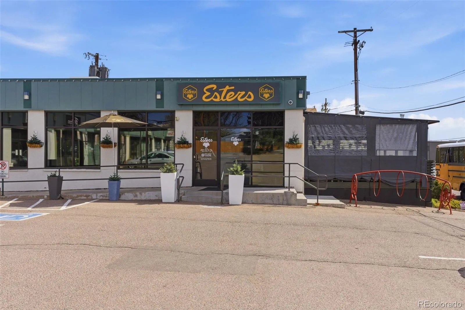 2048 S Holly Street #5 Denver CO 80222 | MLS #REC2758412 09232026085432 1600 41