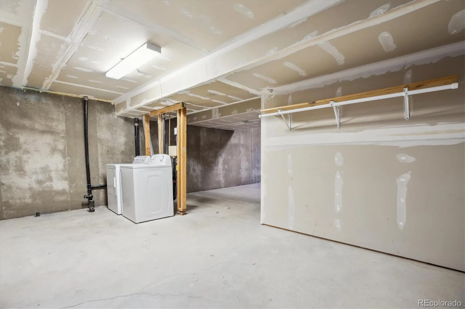 18508 E Whitaker Circle #D Aurora CO 80015 | MLS #REC2761166 08102026155226 1600 19