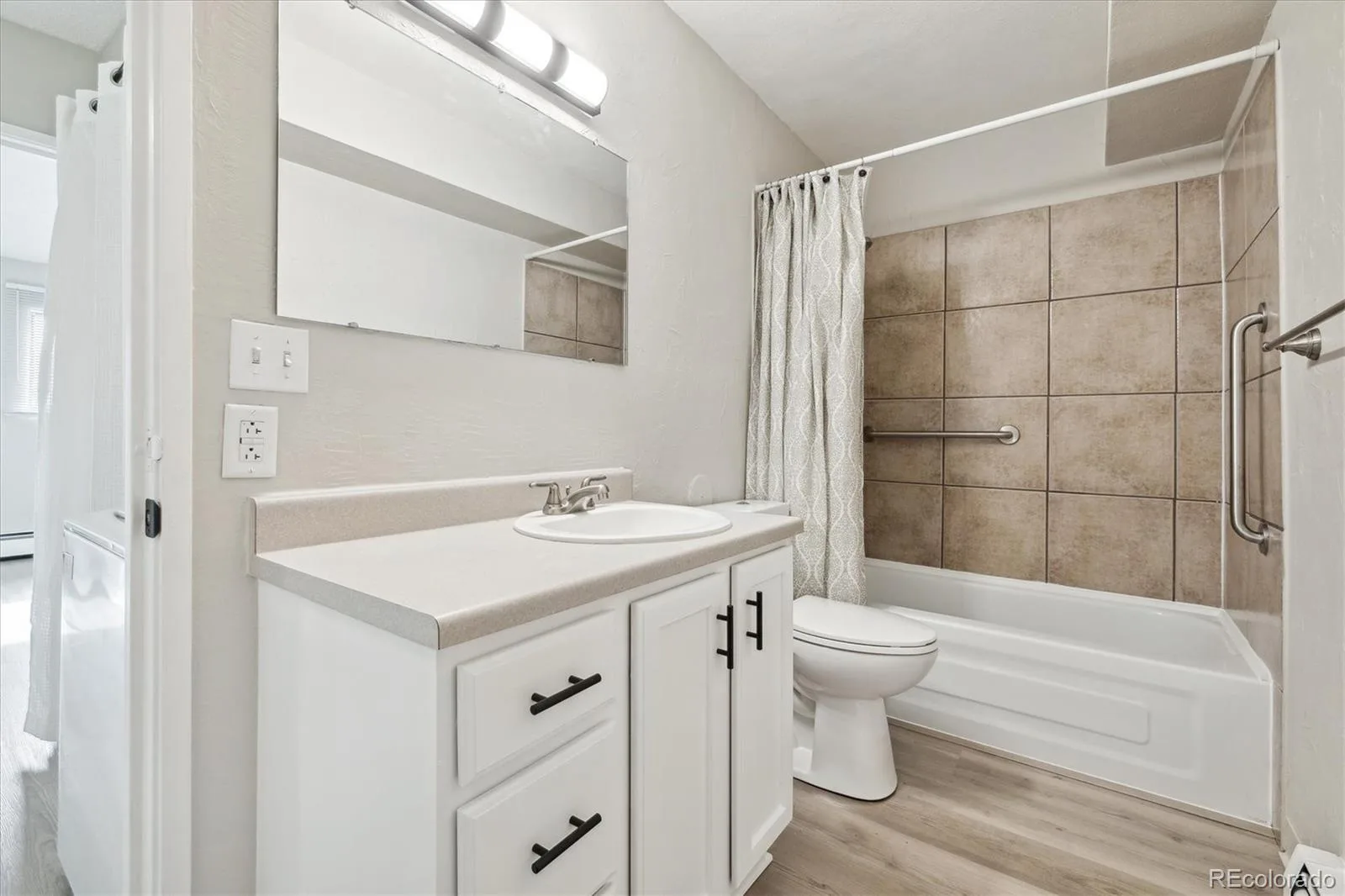 10150 E Virginia Avenue #19-103 Denver CO 80247 | MLS #REC2761558 08312026022332 1600 16