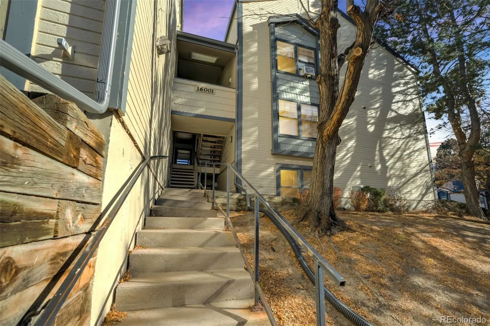 16001 E Alaska Place #1 Aurora CO 80017 | MLS #REC2762437 06182026232056 1600 1