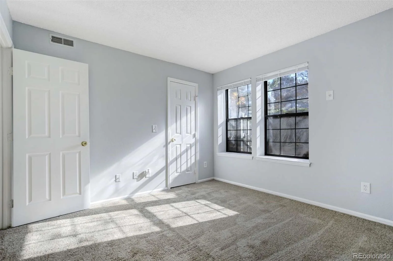 16001 E Alaska Place #1 Aurora CO 80017 | MLS #REC2762437 06182026232056 1600 12