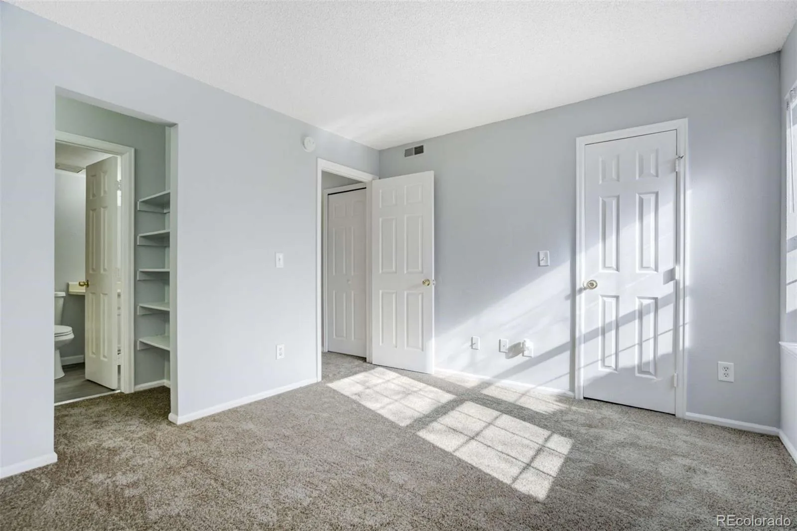 16001 E Alaska Place #1 Aurora CO 80017 | MLS #REC2762437 06182026232056 1600 13