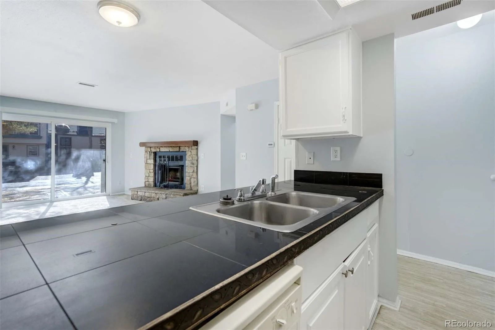 16001 E Alaska Place #1 Aurora CO 80017 | MLS #REC2762437 06182026232056 1600 20