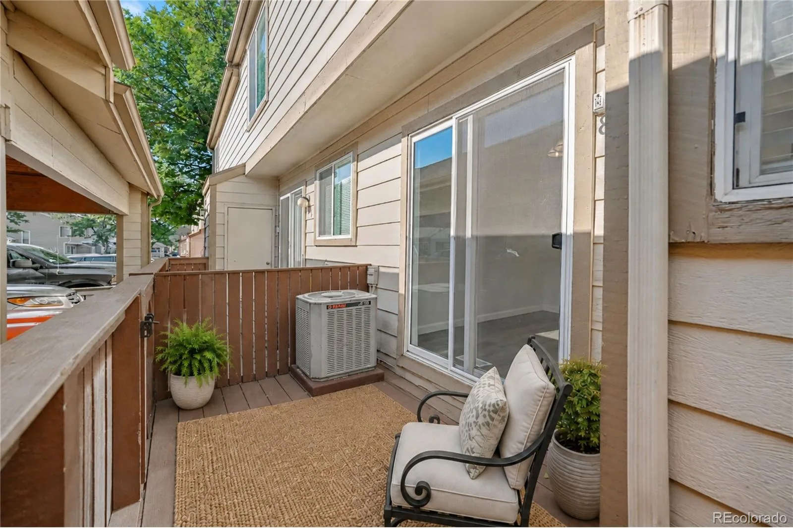 805 Summer Drive Highlands Ranch CO 80126 | MLS #REC2762953 08192026012546 1600 7