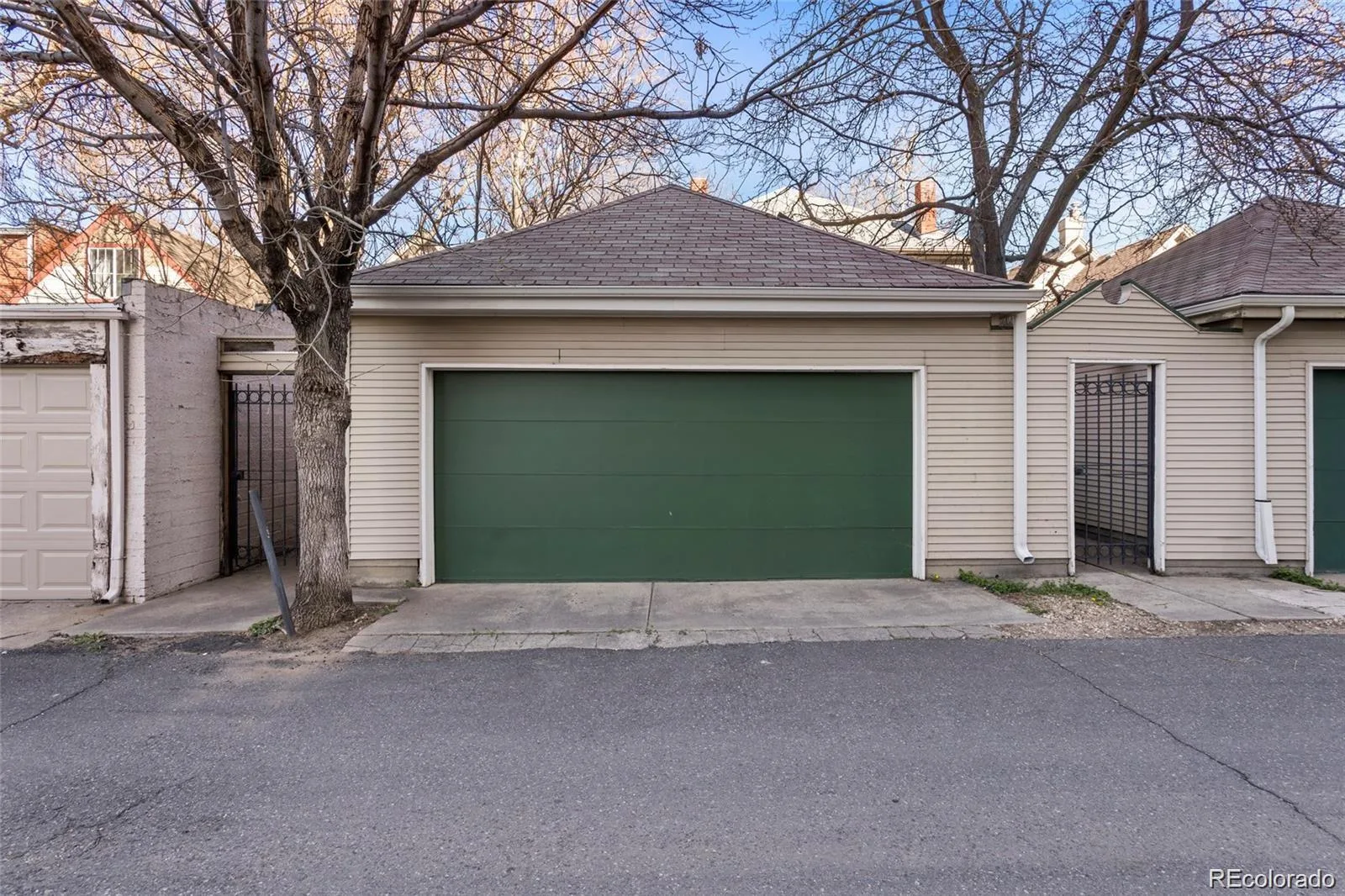 2027 N Emerson Street Denver CO 80205 MLS #REC2764333 06092026015310 1600 20