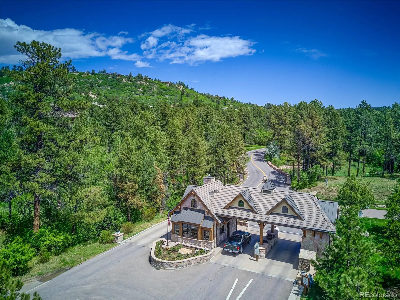 1083 Golf Estates Point Castle Rock CO 80108 | MLS #REC2766544 06092026015330 1600 11